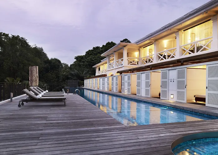 Amara Sanctuary Sentosa Hotel